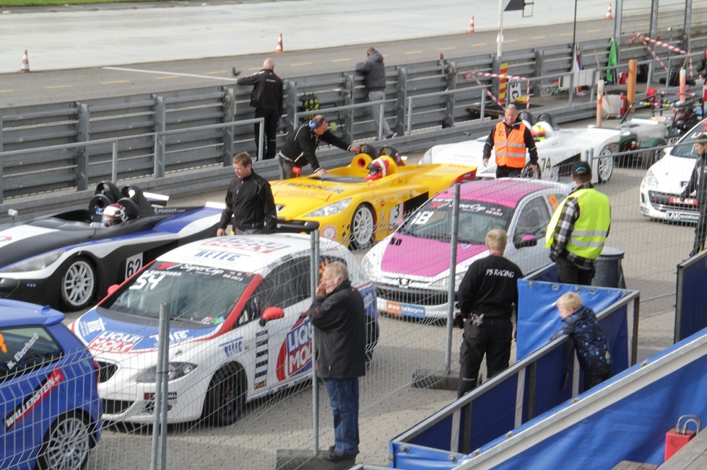 Per Sørensen er klar til start i pitten på Ring Djursland
(Foto: Mogens Nielsen)